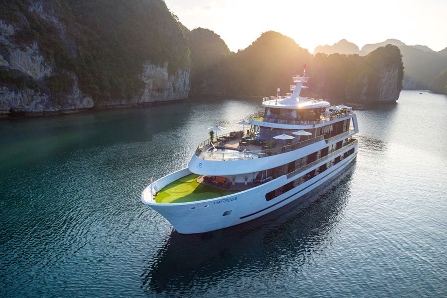 Detailed steps to choose your best Ha Long Bay cruises